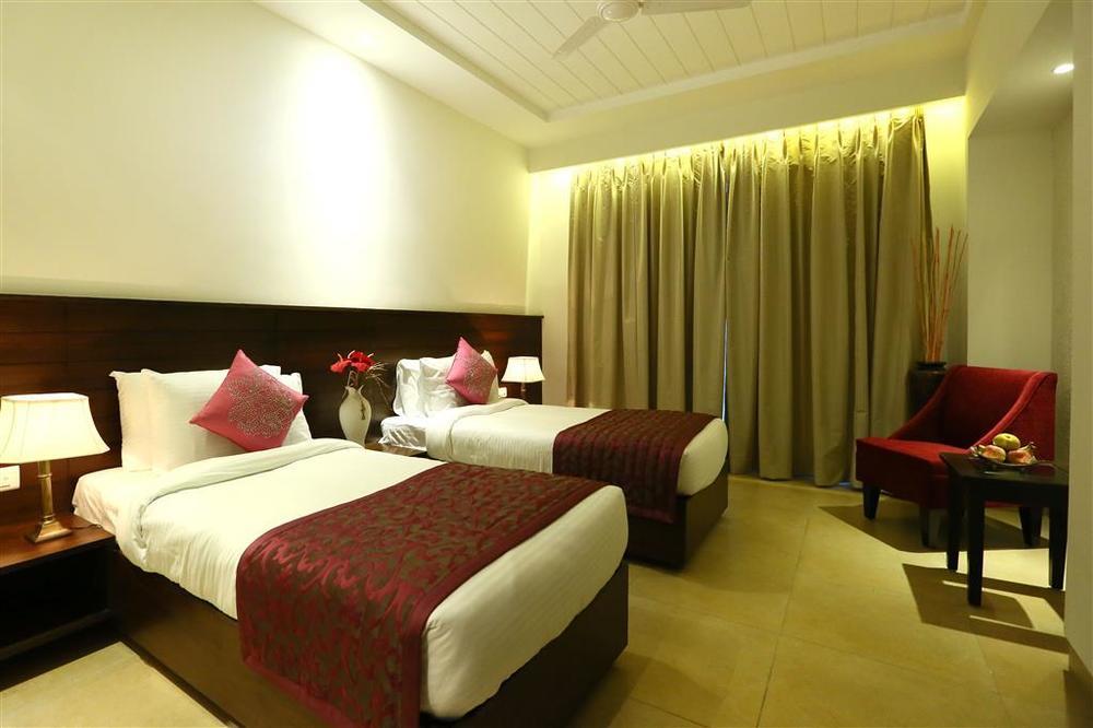 Best Western Country Woods Ambāla Δωμάτιο φωτογραφία