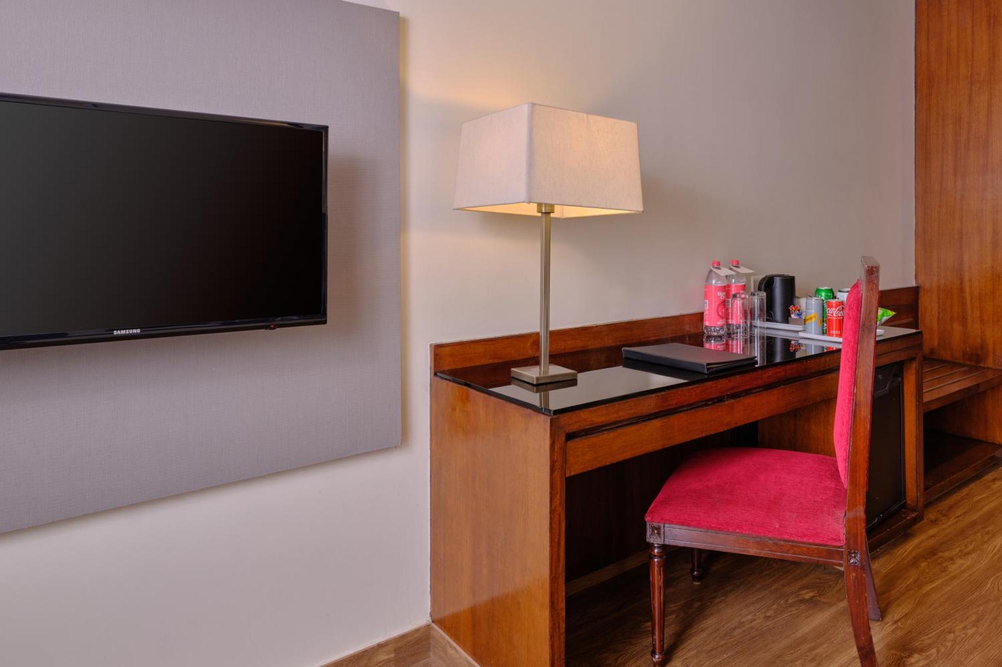 Best Western Country Woods Ambāla Εξωτερικό φωτογραφία