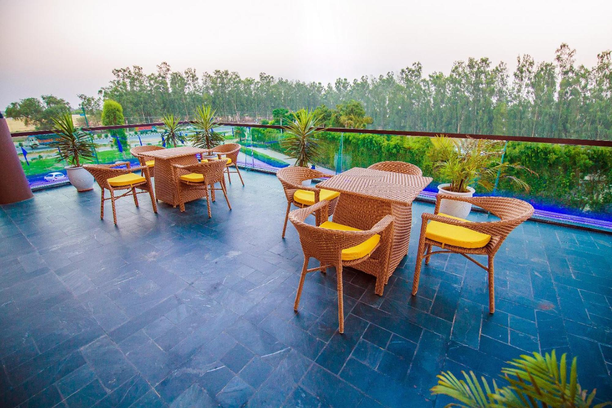 Best Western Country Woods Ambāla Εξωτερικό φωτογραφία