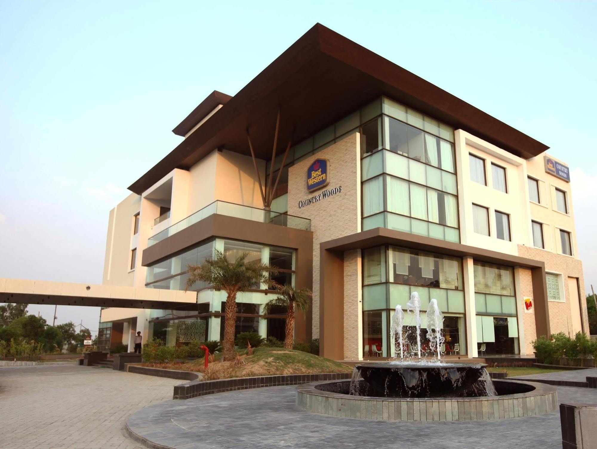 Best Western Country Woods Ambāla Εξωτερικό φωτογραφία